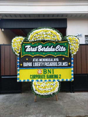 Papan Bunga Duka di Sawit
