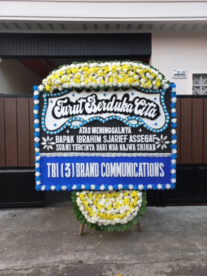Papan Bunga Duka di Sawit